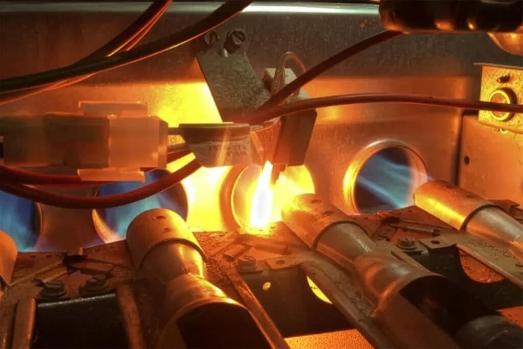 yellow or flickering flames