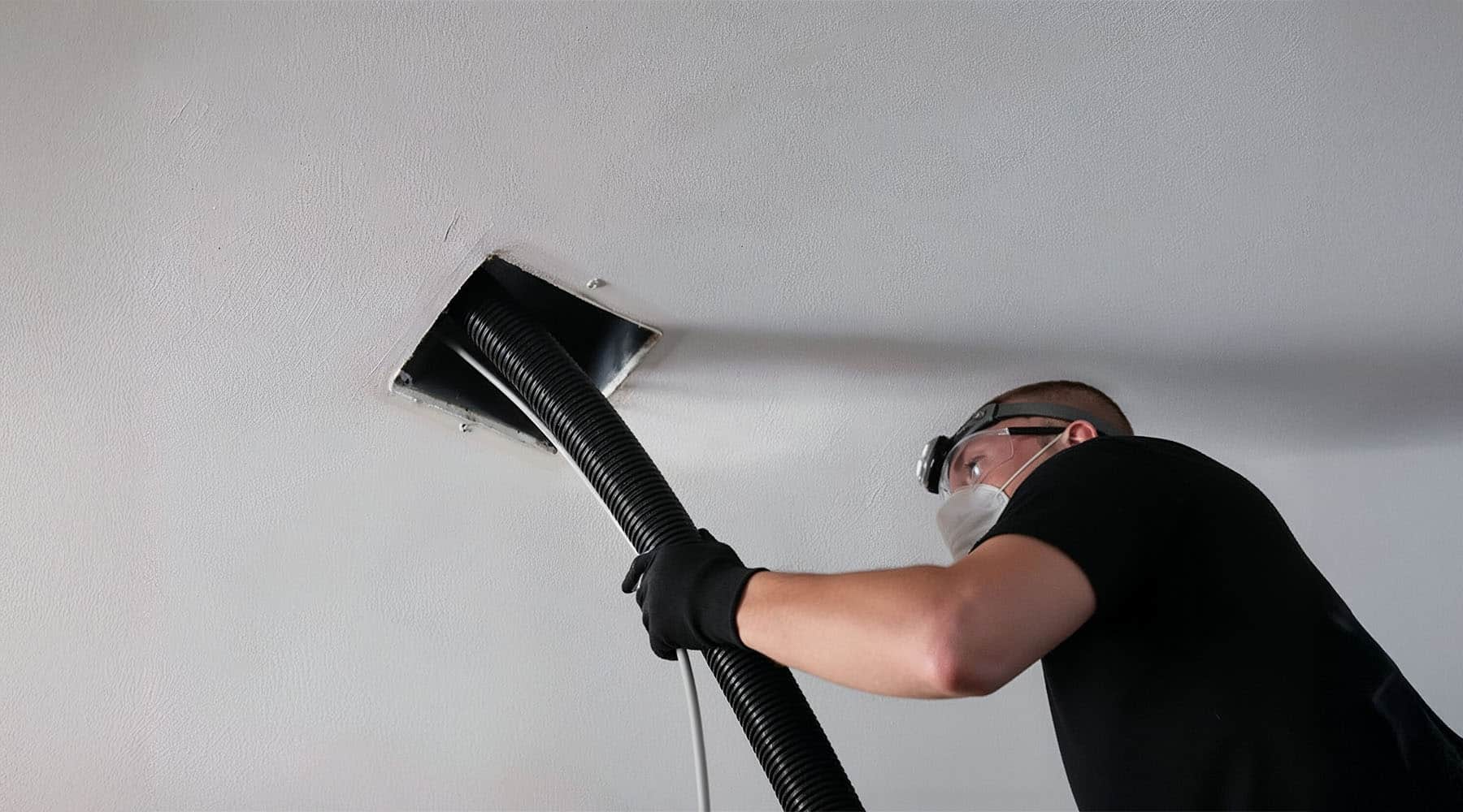 professional cleaning air duct